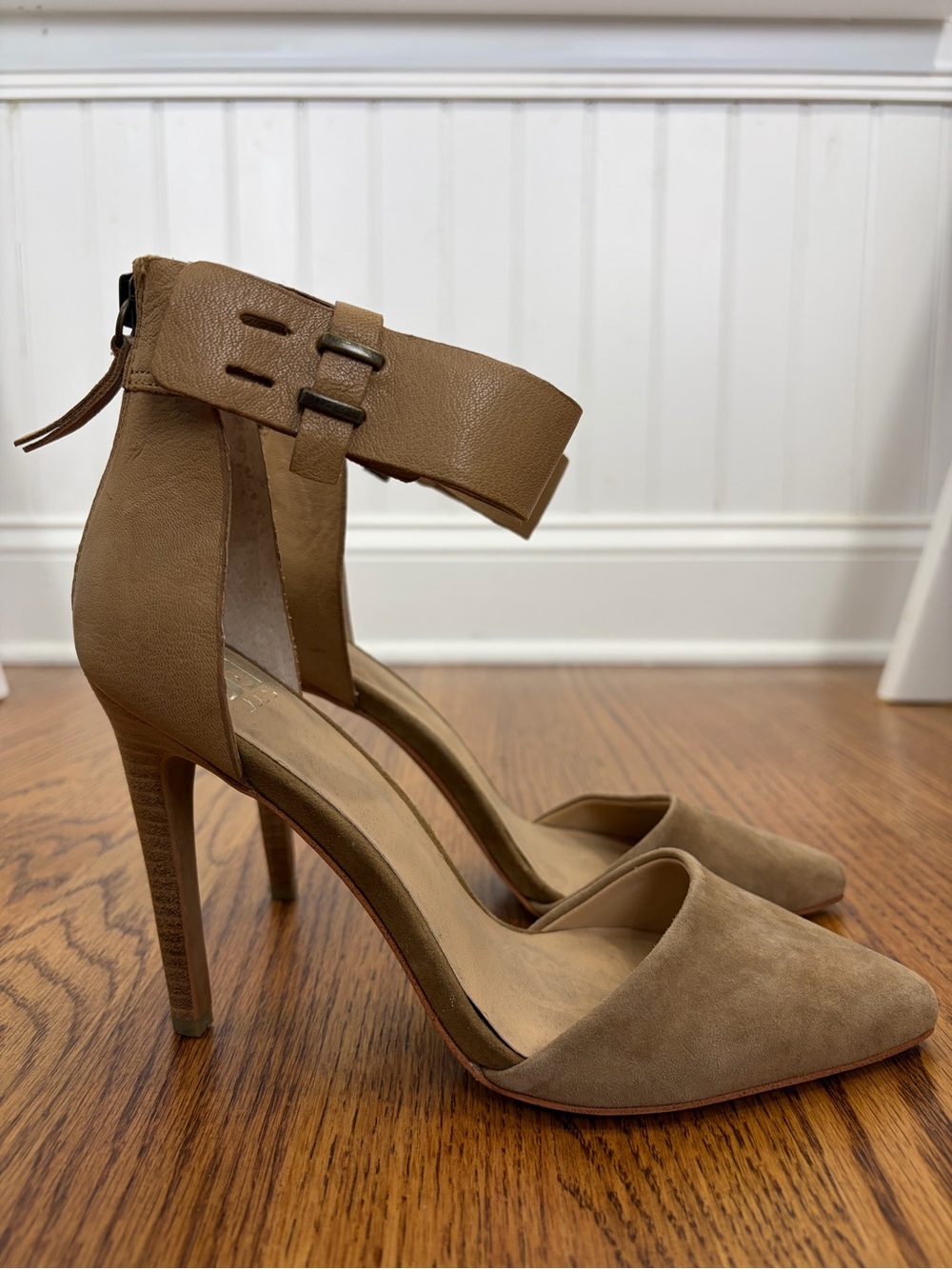 Joe's Jeans 4" Tan Suede Pointed-Toe Ankle-Strap High Heels (7)